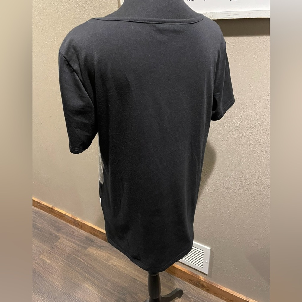 Colorblock Short Sleeve Tee-L - Picture 10 of 10